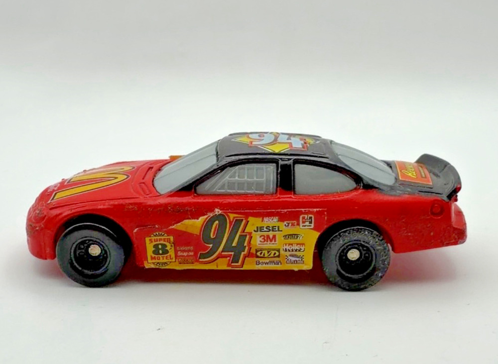 Mattel 1999 No. 94 McDonald's Reese's Coca-Cola Stock Car 3.1"